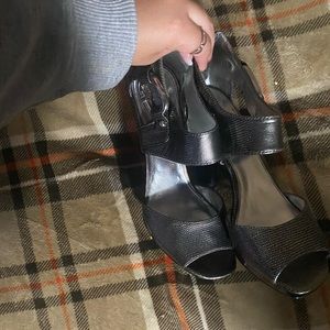 Calvin Klein gray high heels size 7